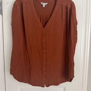 House of Colour Autumn Orvis Women's Terracotta Button-Up Blouse cap sleeve